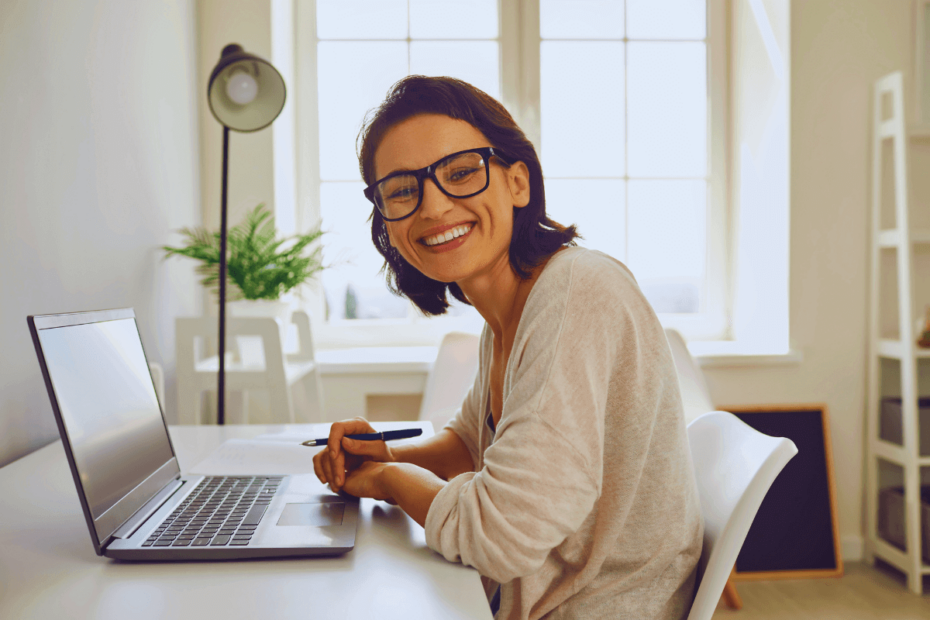 incorporating-personal-style-into-your-home-office