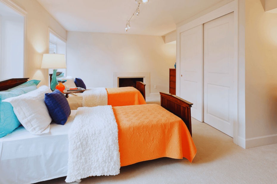 smart-design-multifunctional-furniture-for-guest-bedrooms