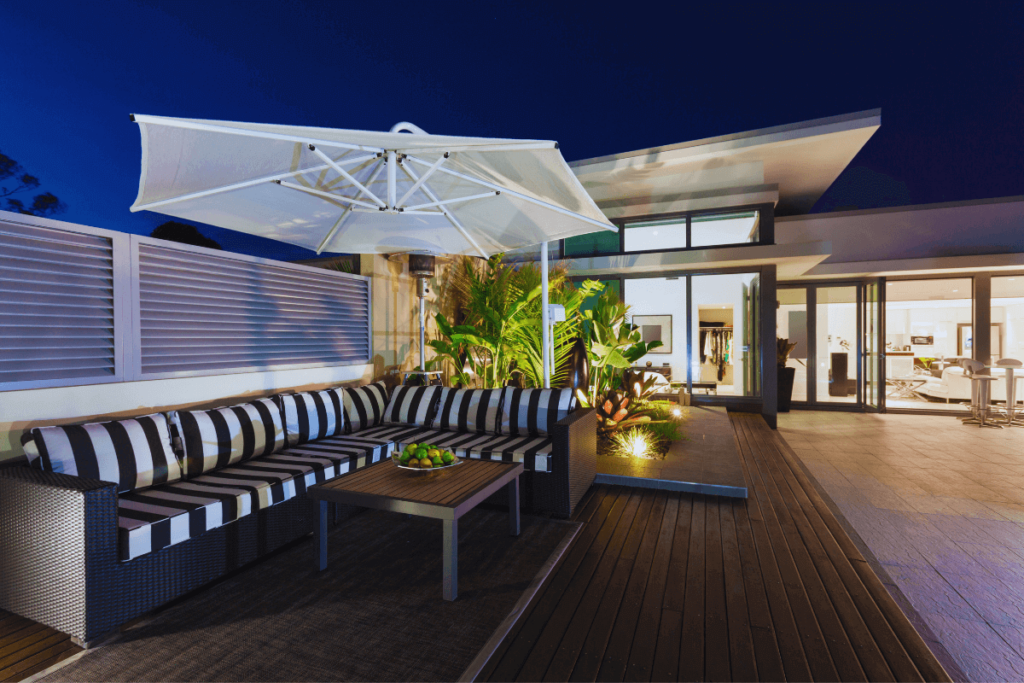 5-Weather-Resistant-Upholstery