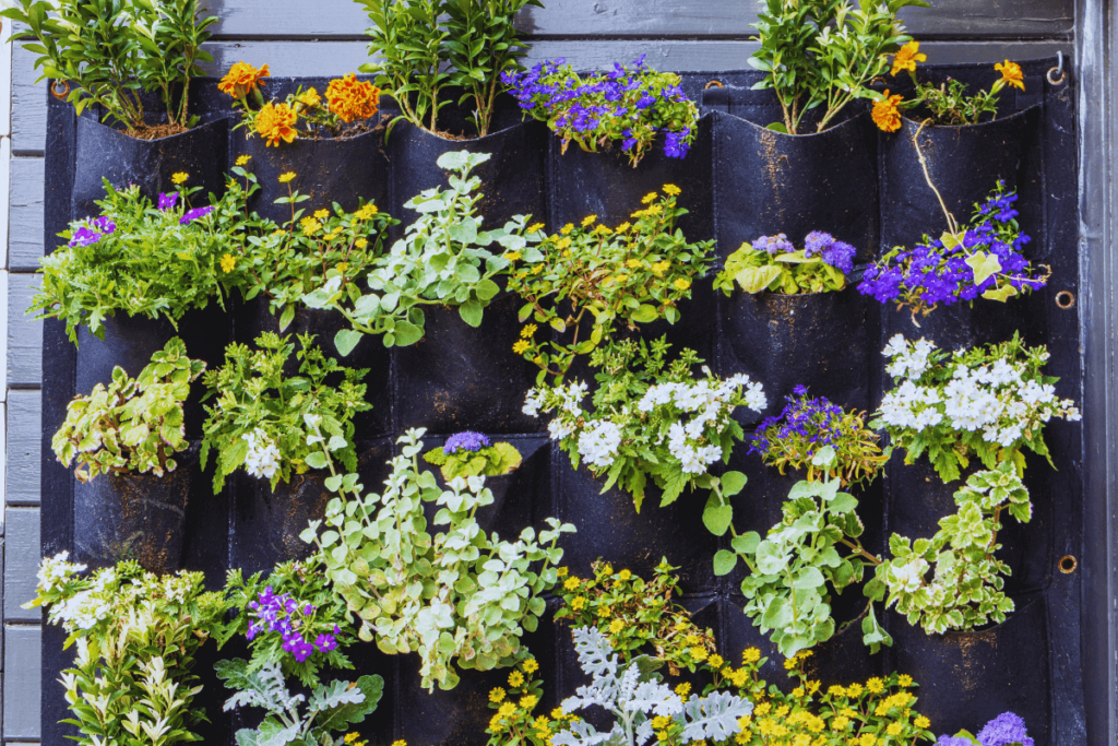 6-Modular-Vertical-Gardens