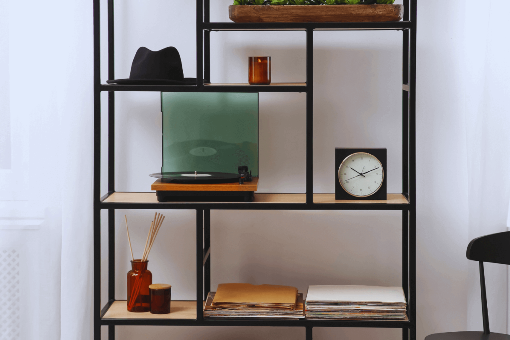 Embracing-Open-Shelving