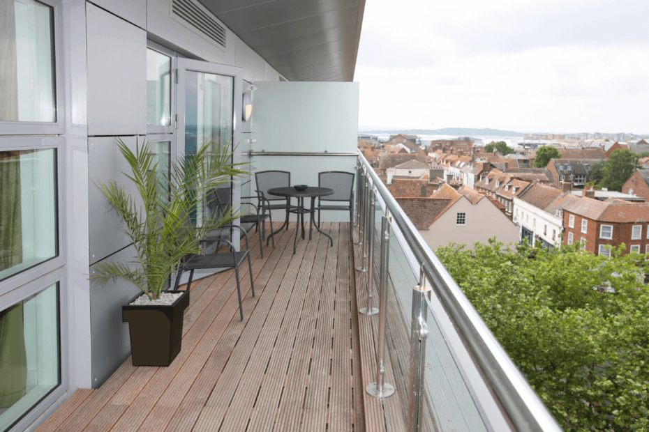 maximizing-your-balcony-space-unlocking-the-full-potential-of-your-outdoor-oasis