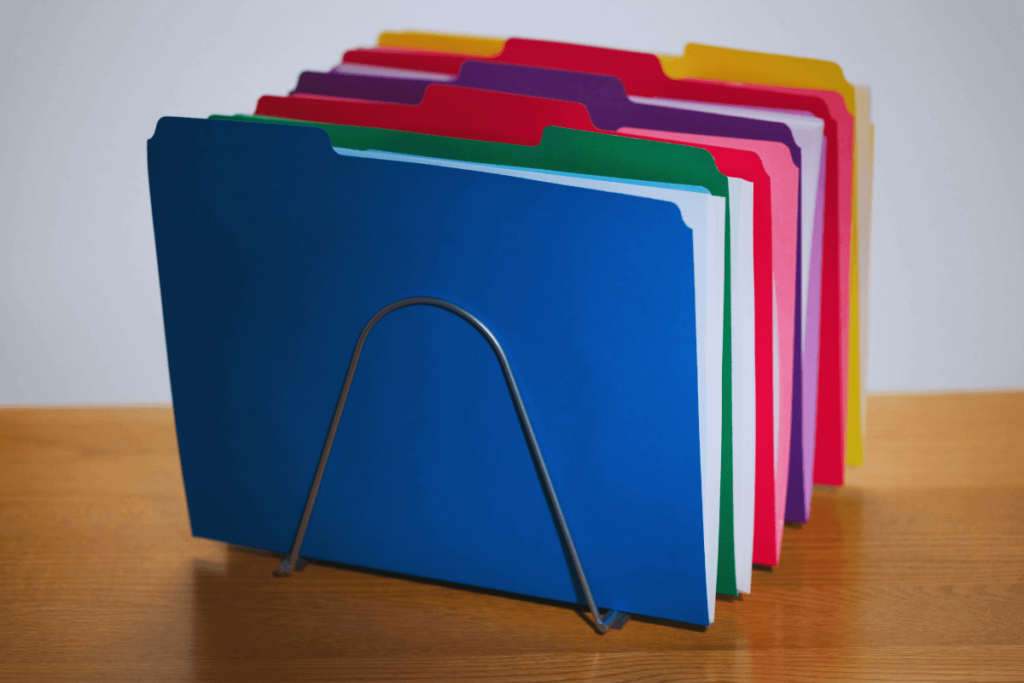 4-Personalized-Organizational-Accessories