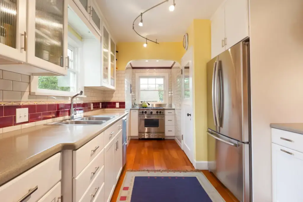Lighten-Up-with-Bright-Colors