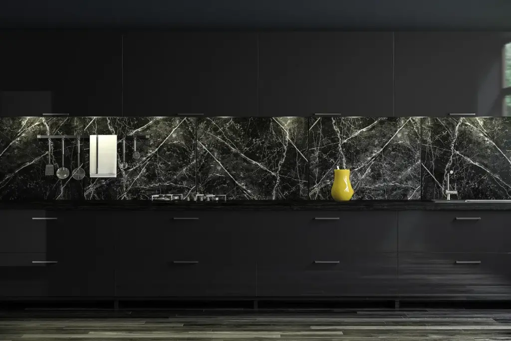 Creating-Contrast-with-Countertops-and-Backsplashes